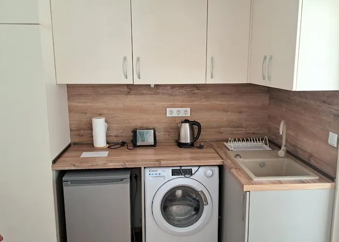 Charming Aquamarine Getaway *